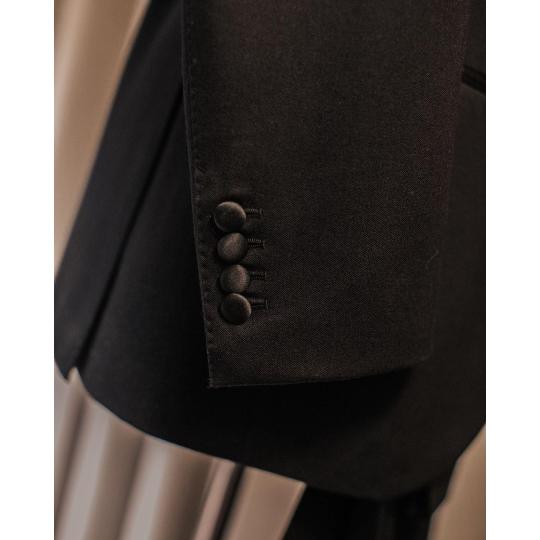 Black Peak Lapel Tuxedo